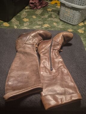 COCLICO Brown Leather Knee-High Heeled Boots
